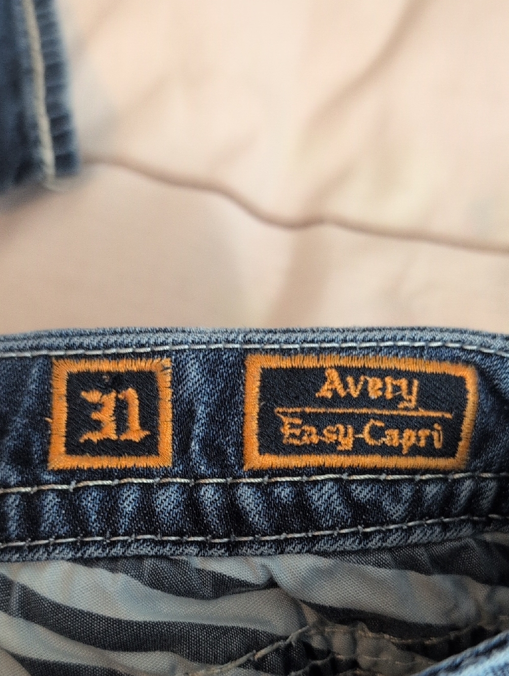 Rock Revival Easy Capril Avery Fit size 31 Cute Pockets Denim Capris Jeans - Picture 2 of 13